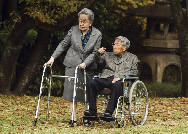 日本裕仁天皇的嫂子百合子公主去世，享年101岁