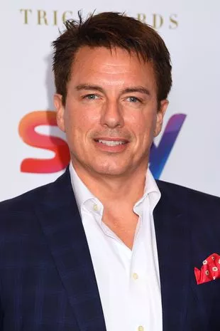 约翰·巴罗曼(John Barrowman)说,在丑闻之后,他被娱乐圈“拒之门外”