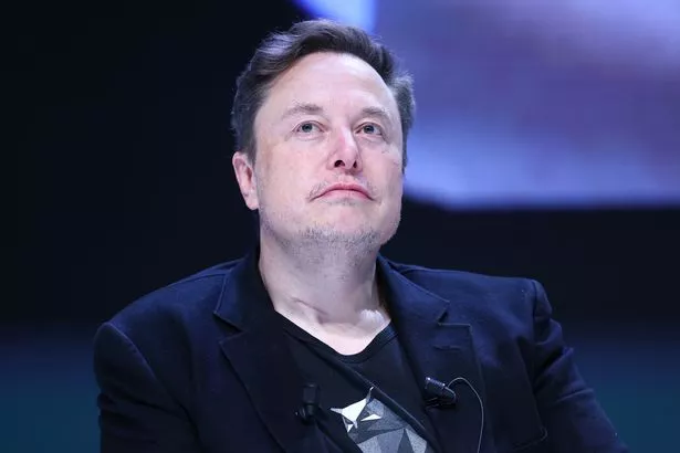 整容手术专家揭示了埃隆·马斯克花费10万英镑进行整容背后的秘密