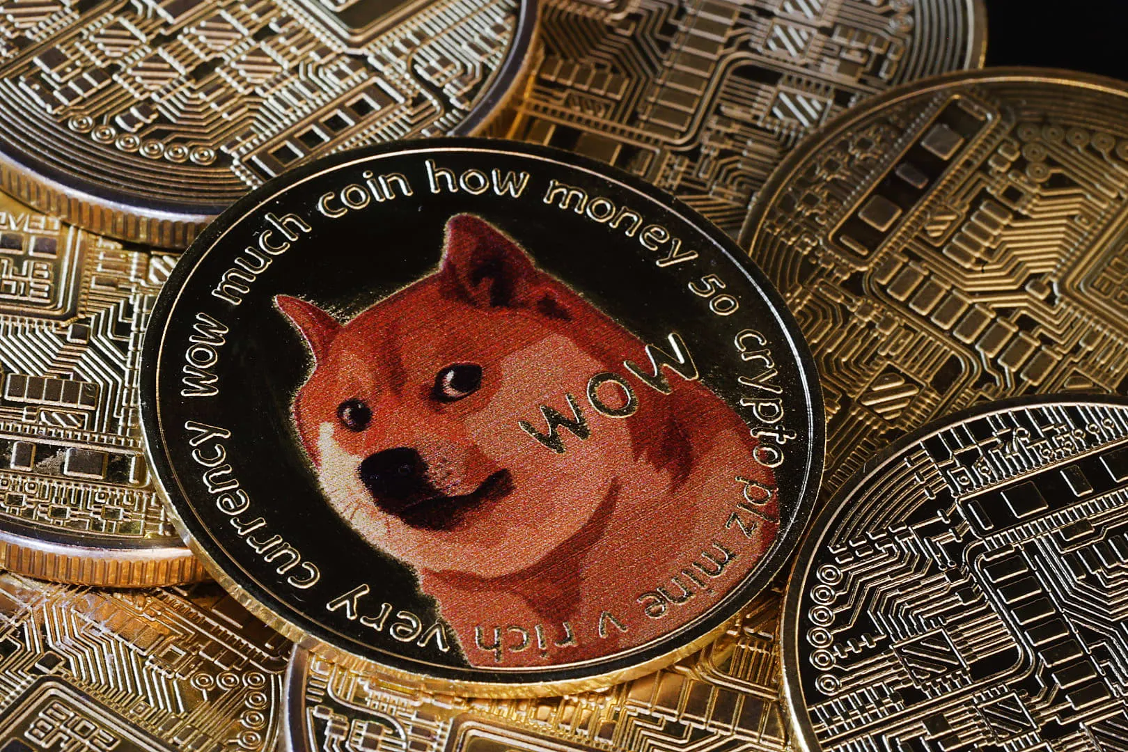 比特币，微策略公司和Coinbase全球公司推动加密货币市场趋势