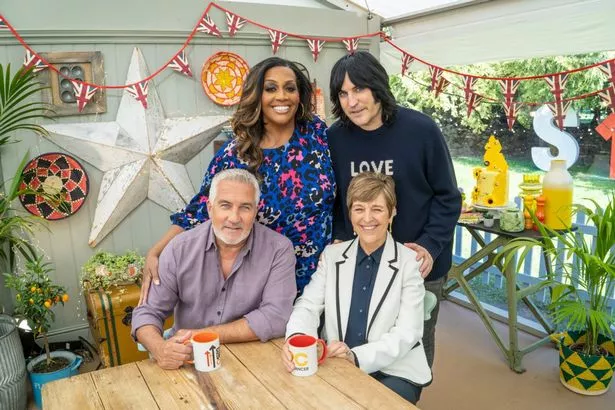 名人GBBO首先看看Prue Leith的继任者作为新评委首次亮相