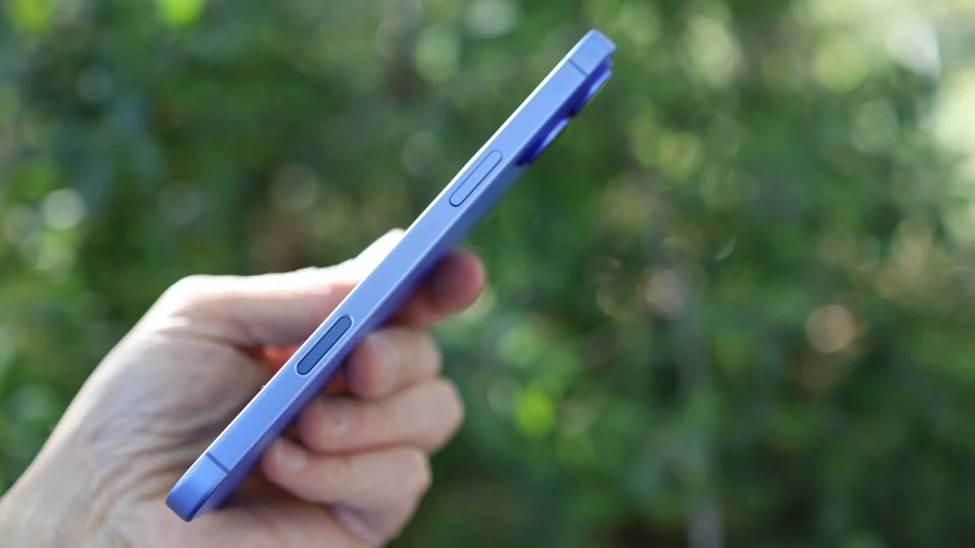 iPhone 17 Air价格传闻引发三星Galaxy S25 Slim竞争