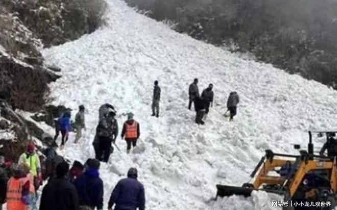印度北部发生雪崩,至少41名工人被困