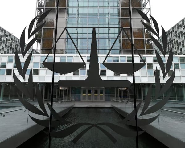 国际刑事法院要求对两名塔利班领导人发出逮捕令，指控他们迫害妇女